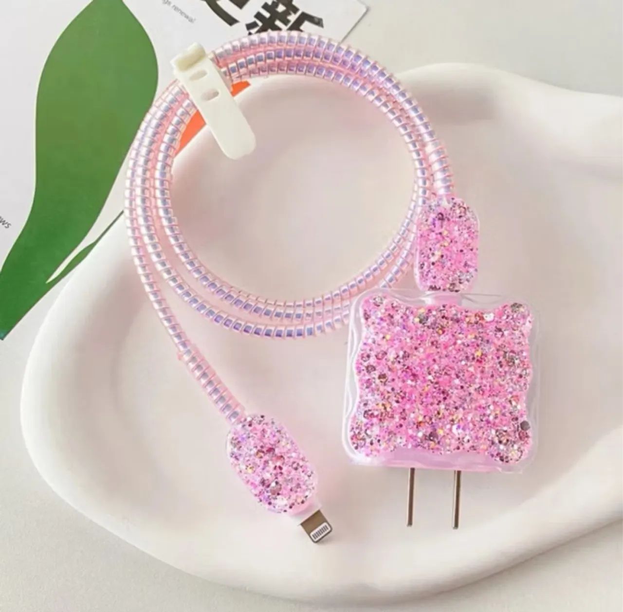 Carregador e Cabo Glitter Rosa - Charmoso e estiloso!
