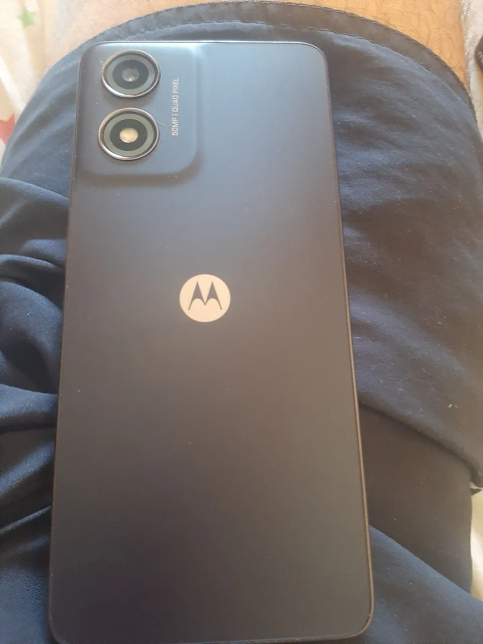 Moto G04s novo