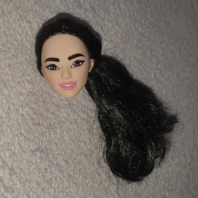 cabeça boneca barbie tenista - Foto 2