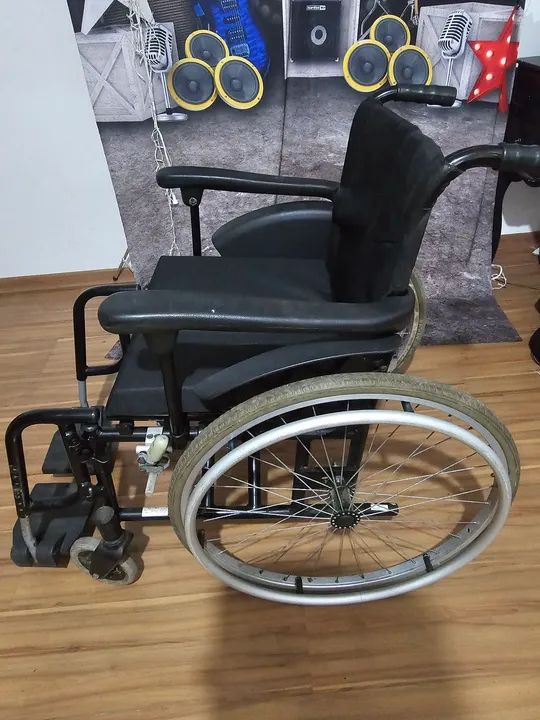 Cadeira de rodas Jaguaribe  - Foto 3