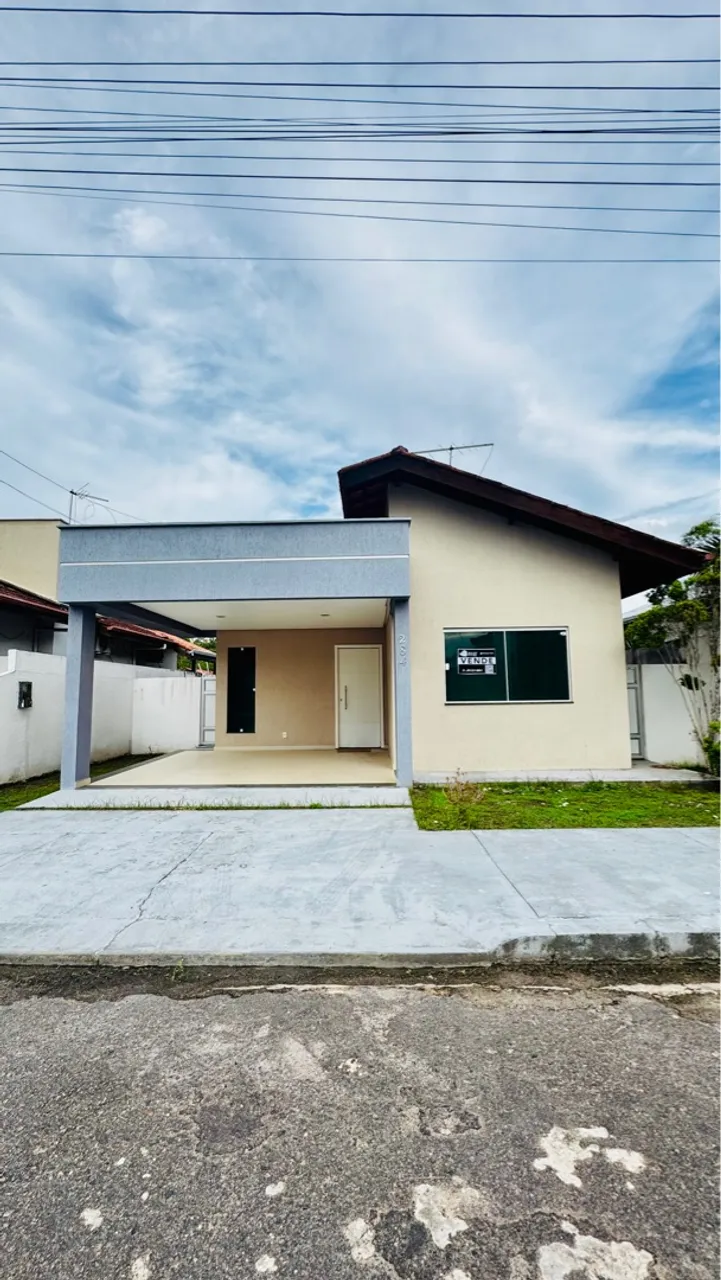 Casa com 2 quartos - Condomínio Cidade Jardim - Zona Oeste