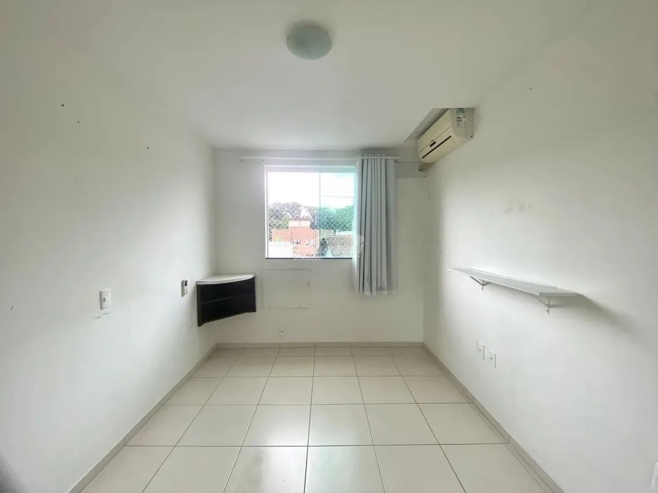 Imóvel com aproximadamente 72m², contendo 02 dormitórios, sendo 01 suíte, sala de estar co - Foto 4