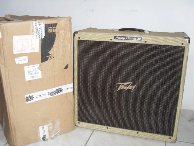 AMPLIFICADOR PEAVEY CLASSIC 4X10" AMERICANO