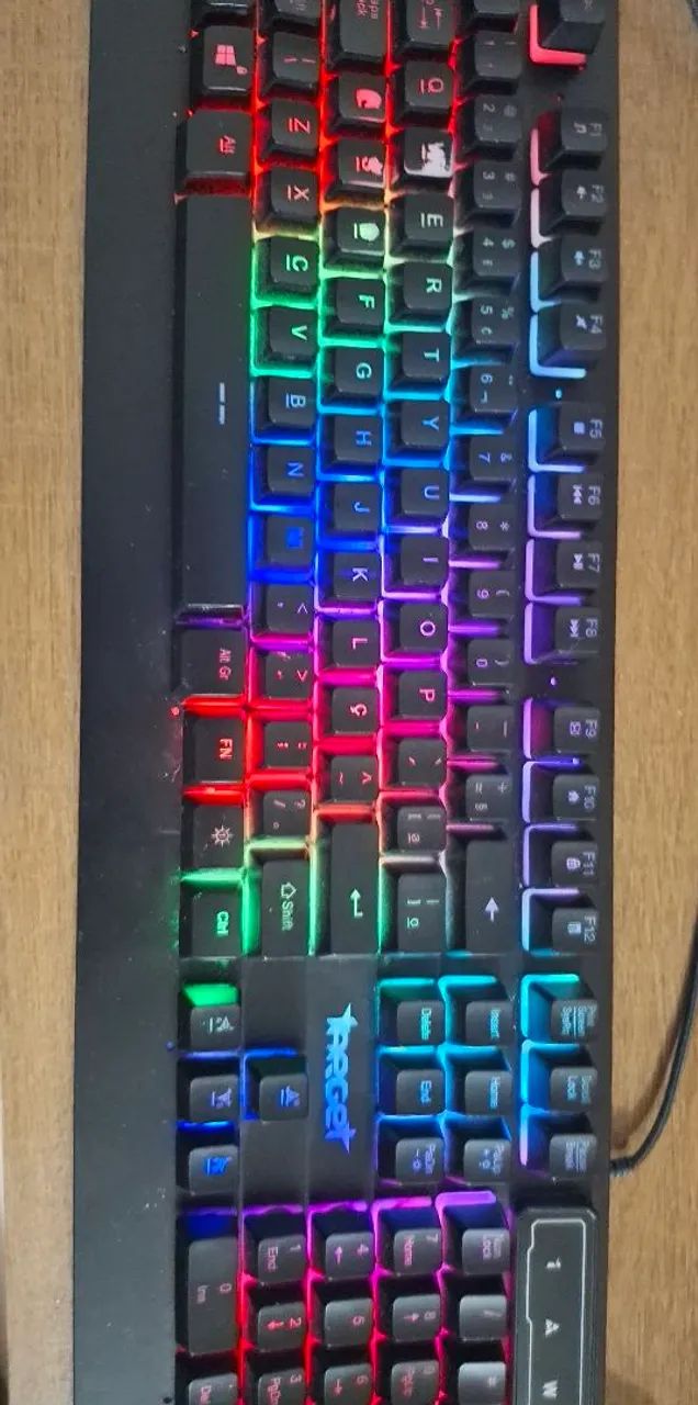 Teclado Gamer Target Game com LED - SemiNovo  - Foto 3