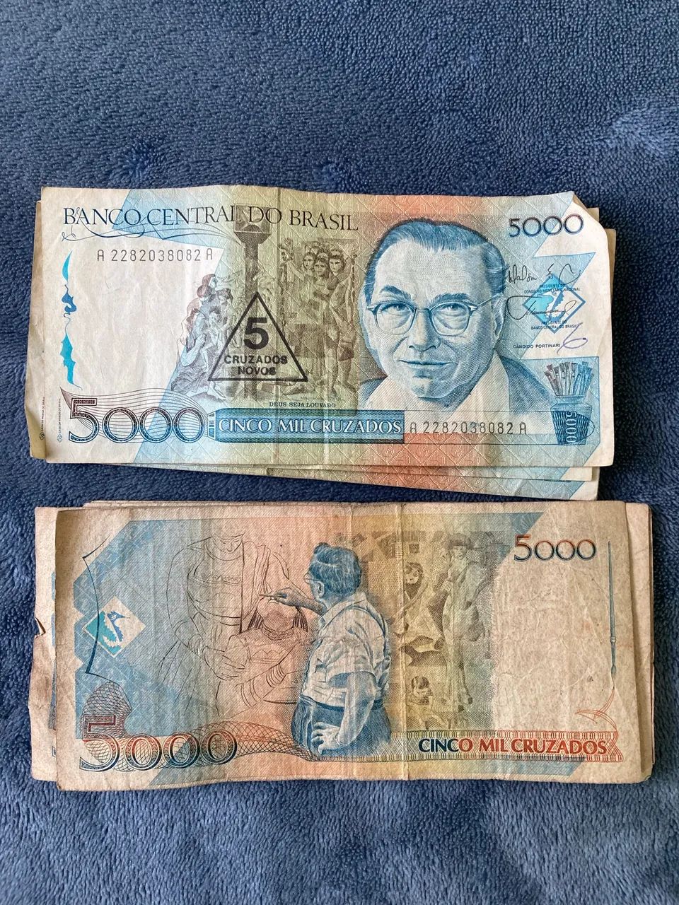 8 cédulas antigas de 5000 cruzeiros - Foto 2