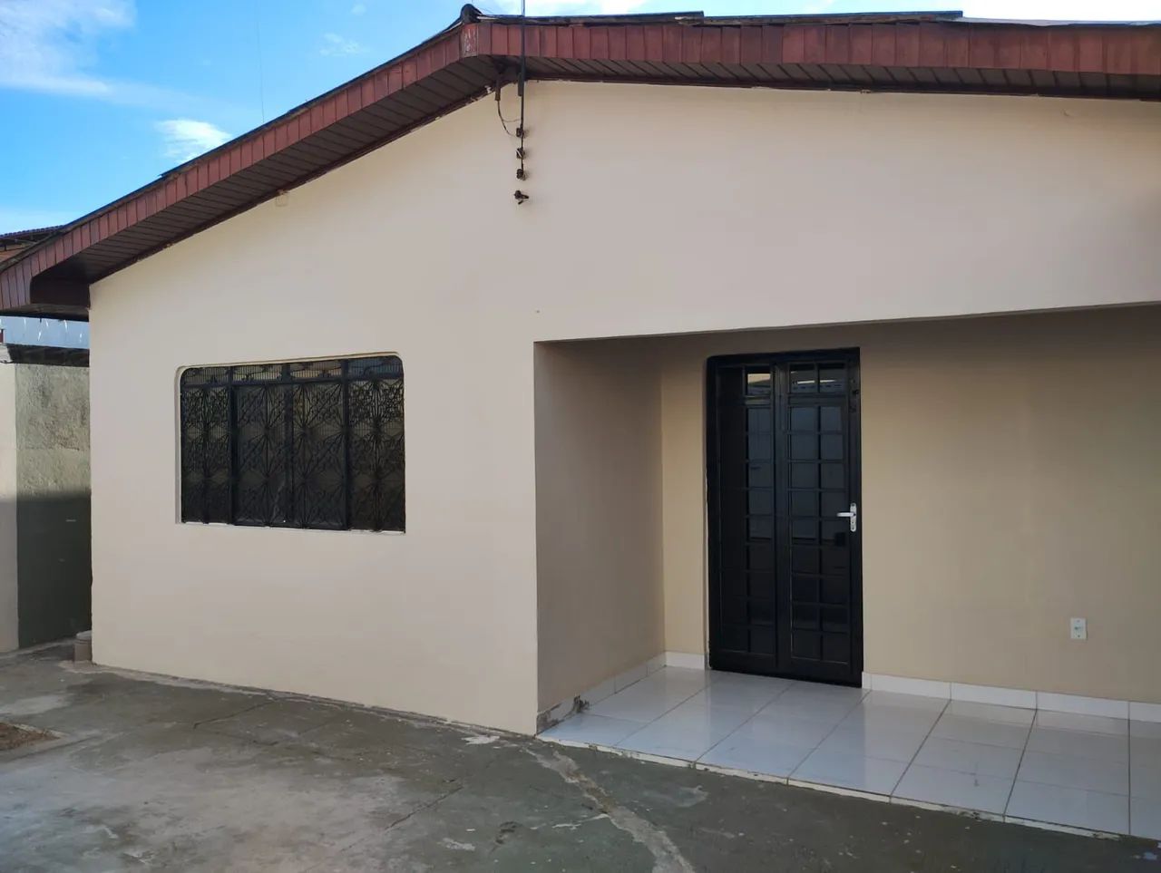 Aluga-se uma casa no bairro Liberdade