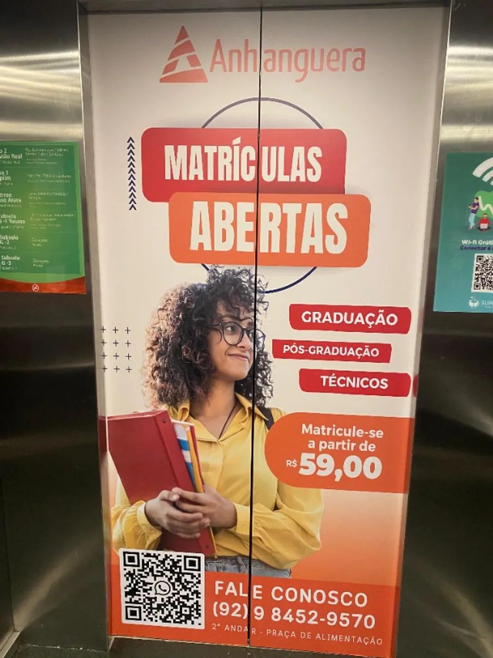 Impressão e aplicação de adesivo - Foto 4