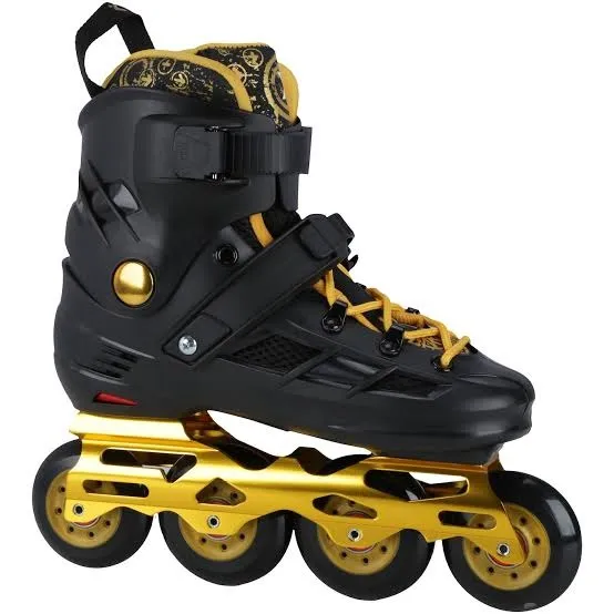 Patins Semi novo Preço Negociável