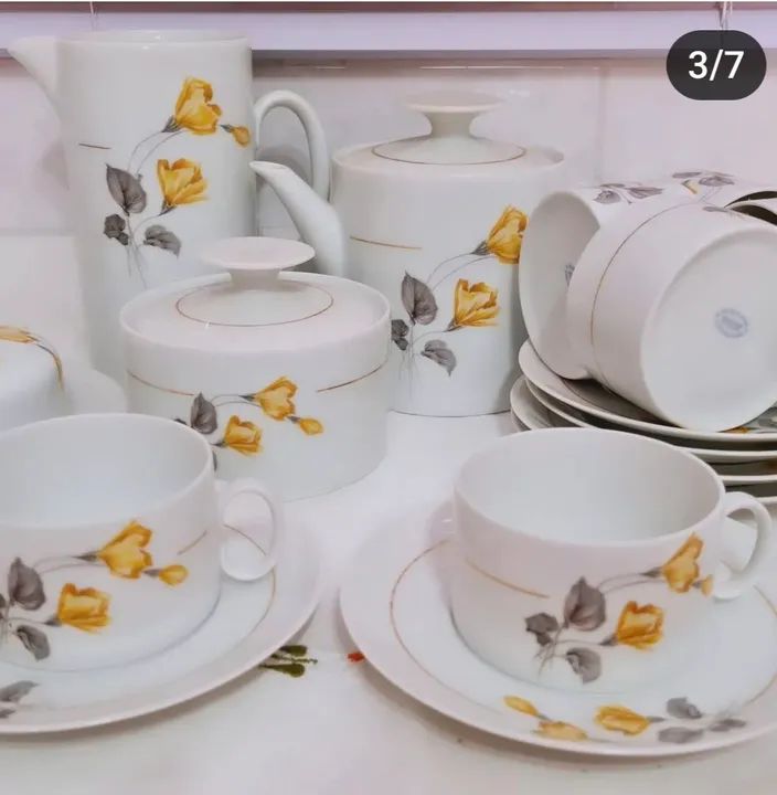 Jogo de Chá e Café em Porcelana com Flores - Novo - Foto 3