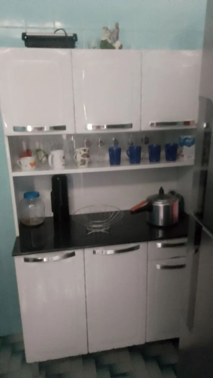 Vendo armário aéreo e de chão marca Itatiaia 