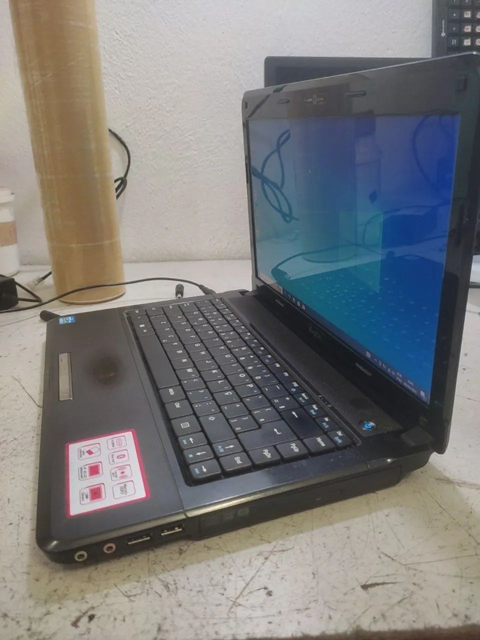 Notebook I3 4gb Ram, SSD 120gb - Ótimo estado - Foto 3