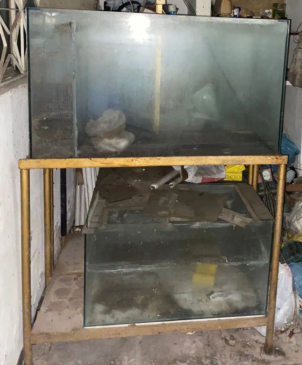 OPORTUNIDADE E ACEITO OFERTAS! Aquário 250 litros Sump Filtro Externo Base + 2 aquários