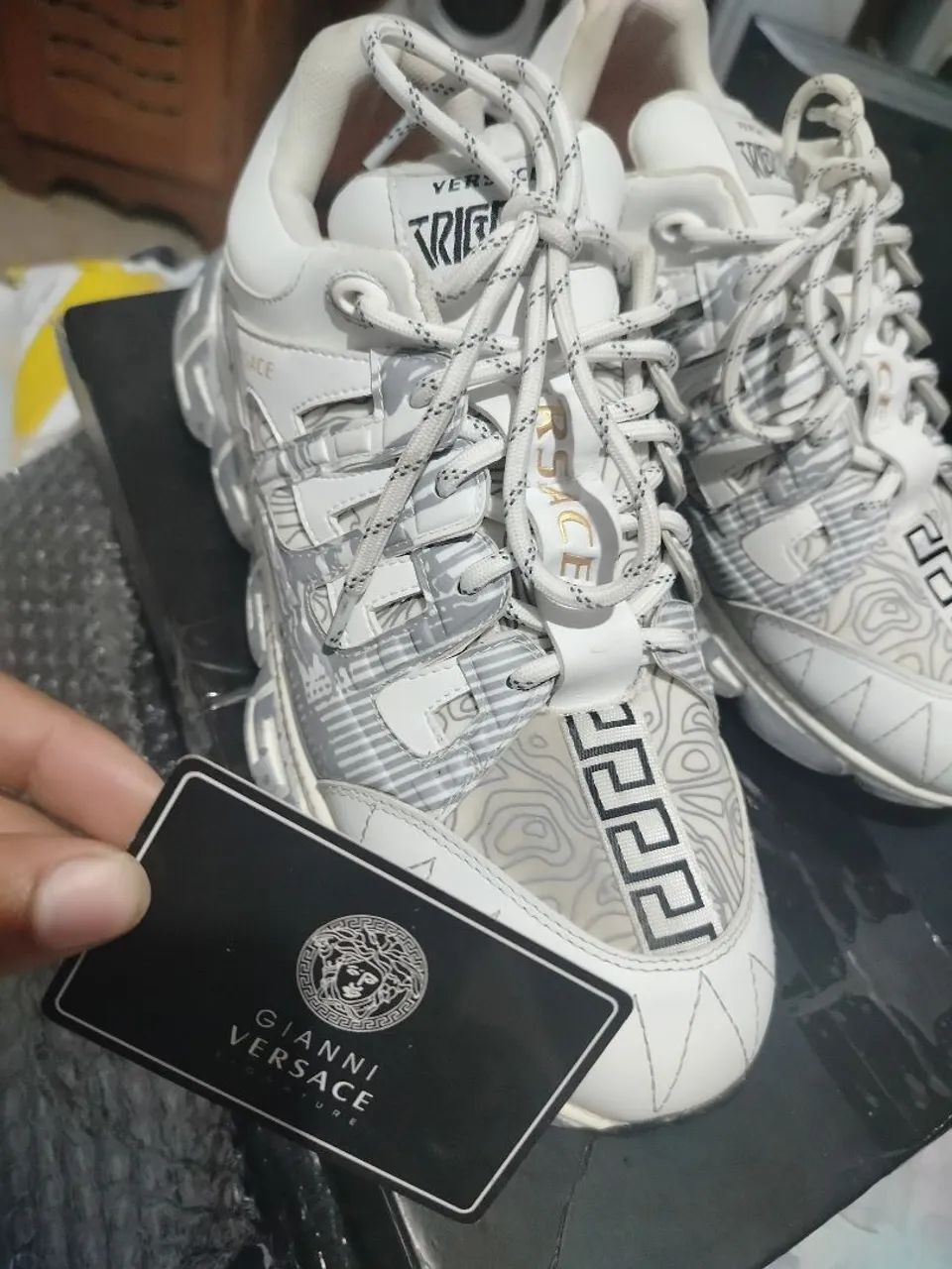 Tênis versace trigreca - Foto 4