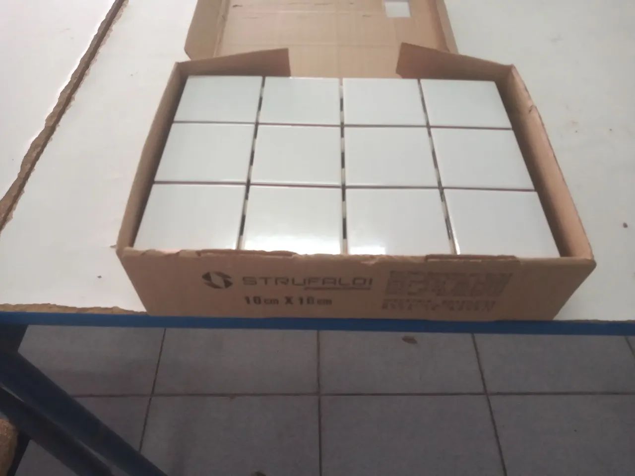 Pastilha branco 10x10cm - 1,52m² - Foto 2
