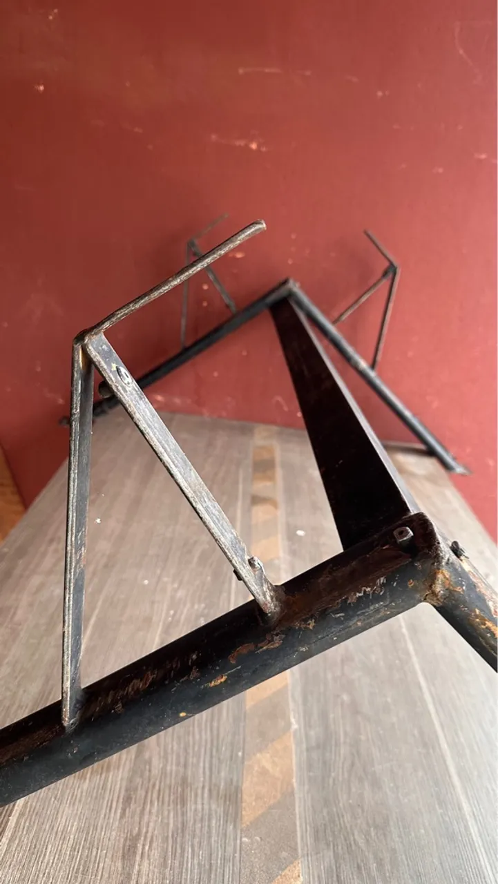Suporte porta escada / Rack 