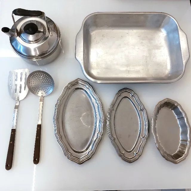 Utensílios Inox Década de 90: 3 Travessas + Forma + Chaleira + Espátulas Tramontina - Foto 3