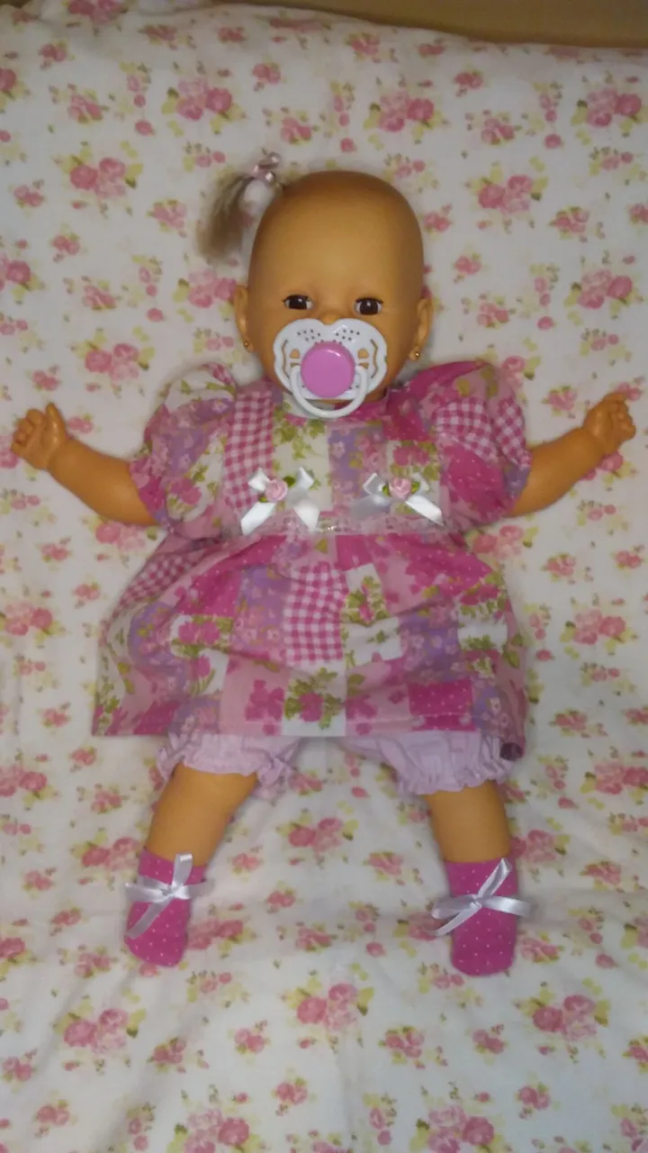 Boneca Nenezinho Estrela olhos castanhos antiga.