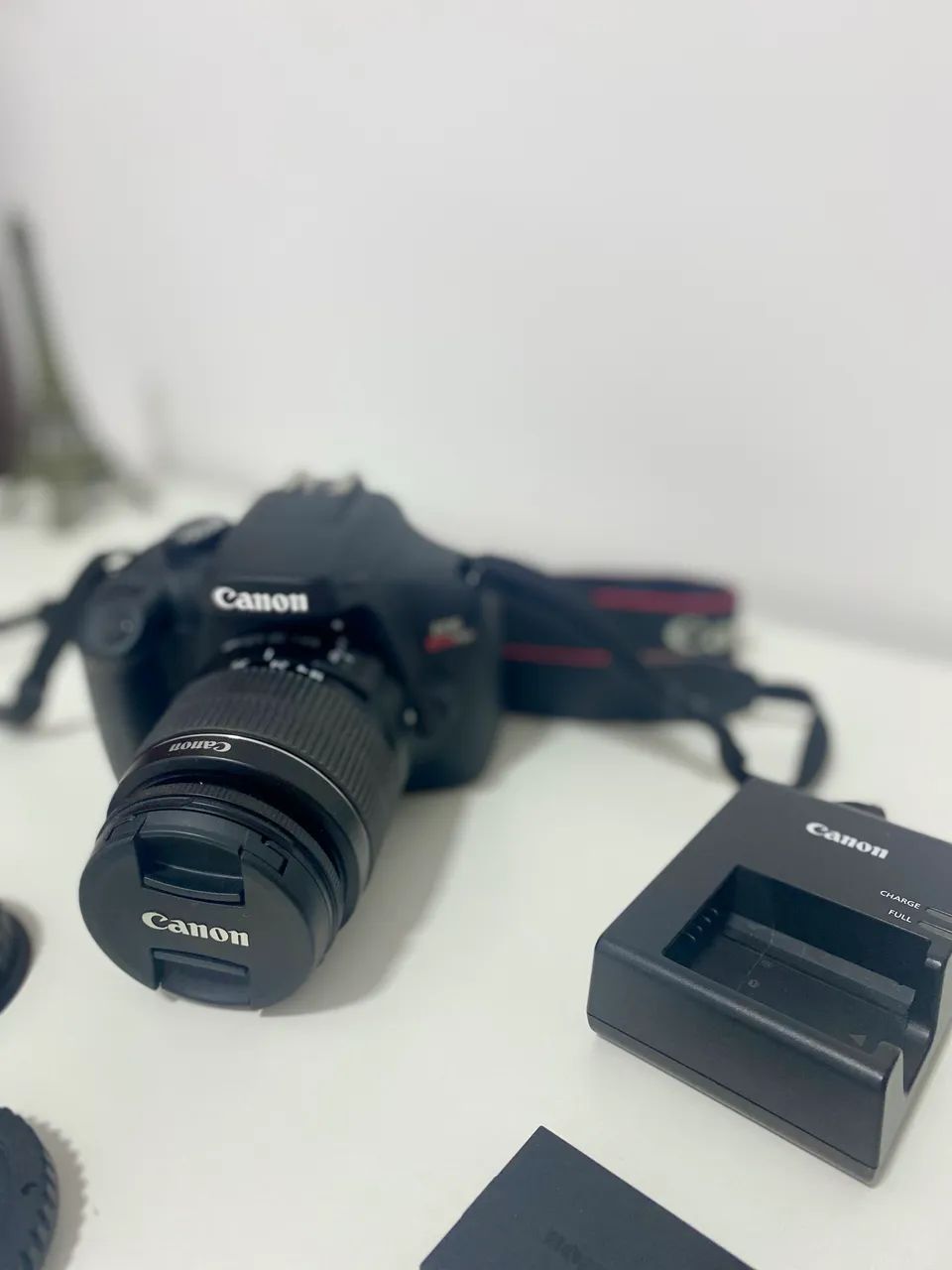 BLACK FRIDAY: Câmera Canon T100 USADA Excelente  - Foto 2