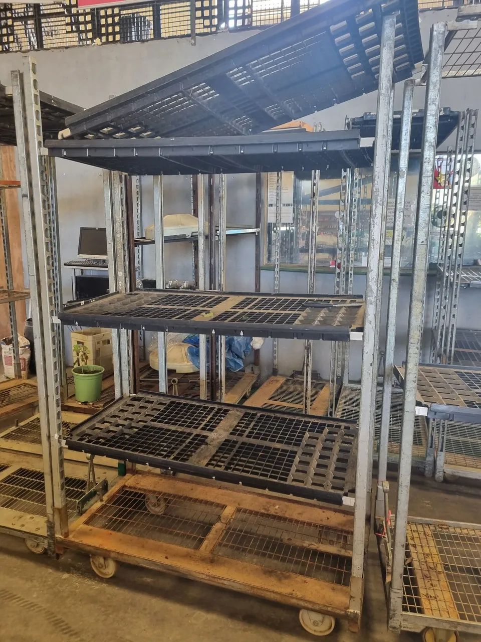 Carrinho para plantas 