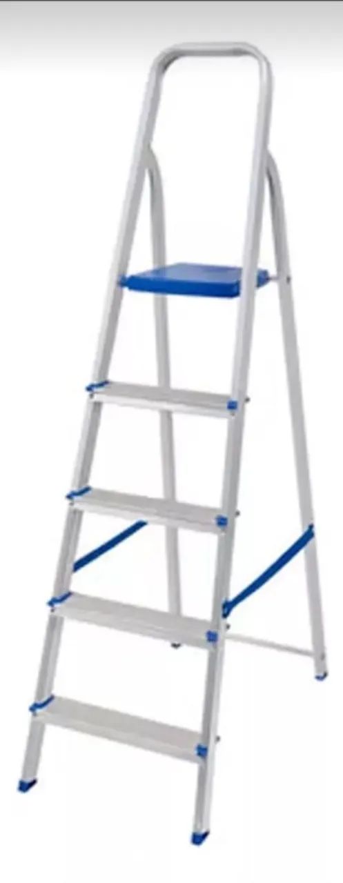 Escada de Alumínio 5 Degraus Mor