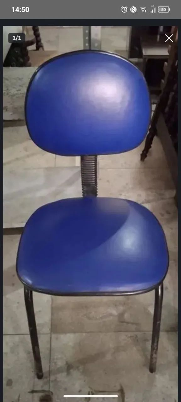 Cadeira de escritório fixa azul 