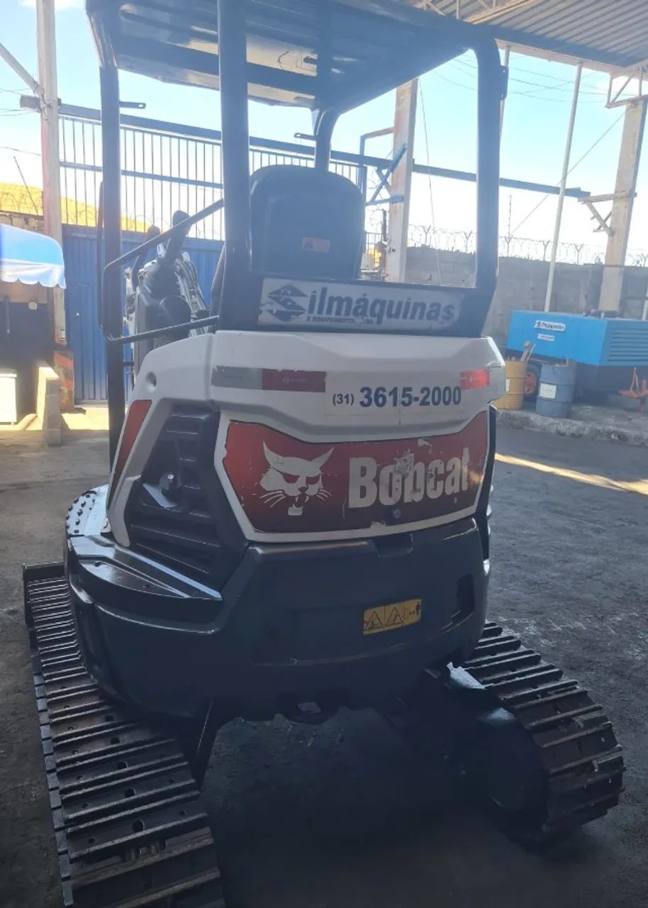 Mini Escavadeira Bobcat Mod. E27z Ano 2022 830.8h + Aço - Foto 4