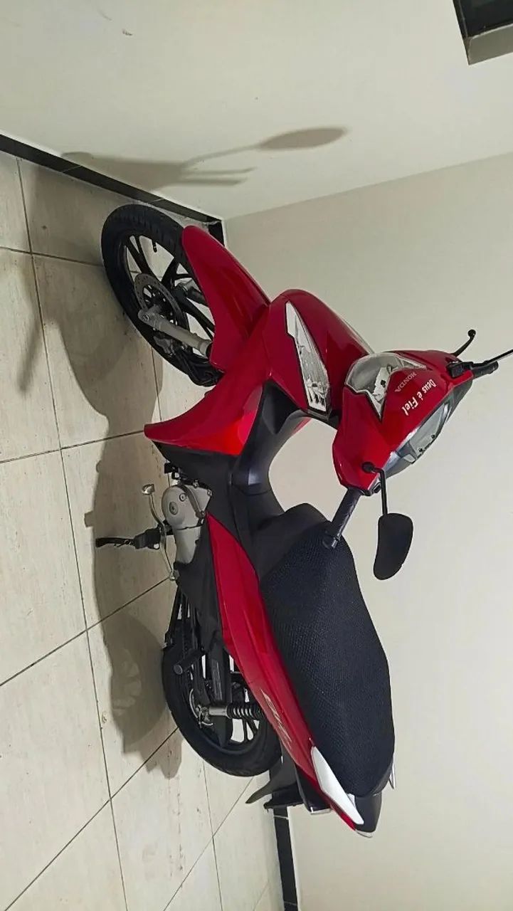 Vende-se Biz 2023 com 10 mil km rodados ( nova) R$ 17.000