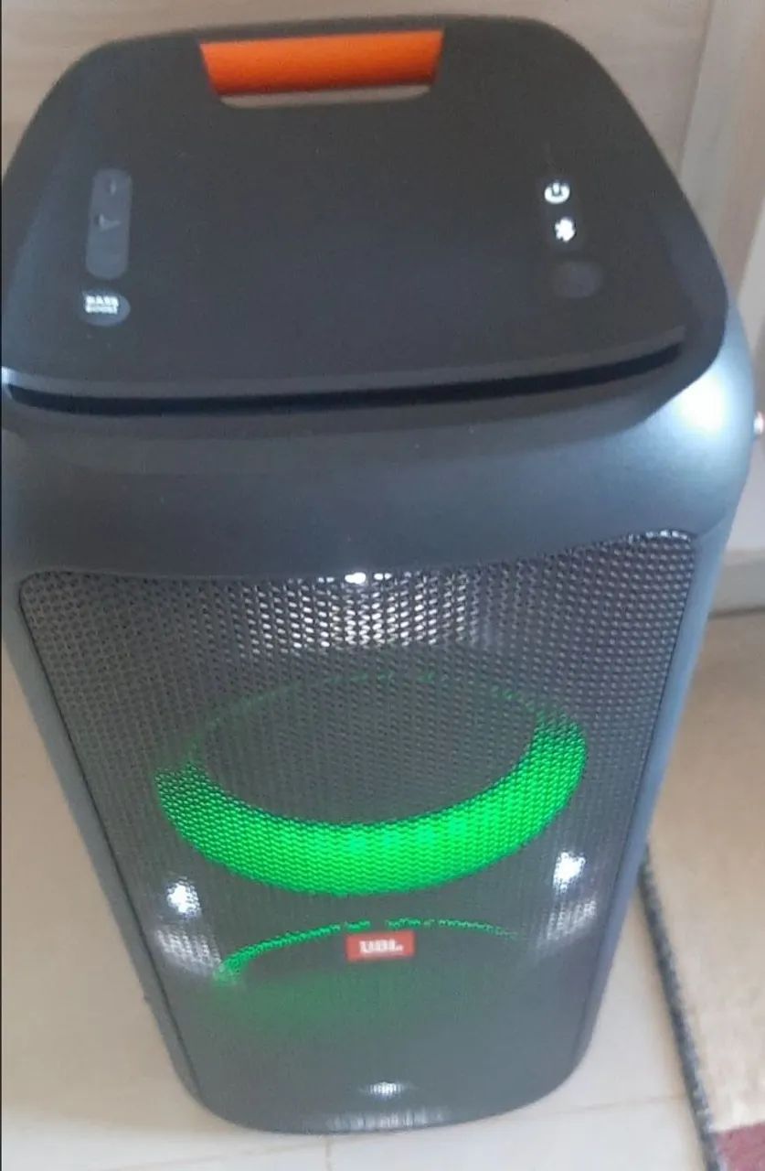 Caixa de Som JBL PARTYBOX 300- Potente e com Iluminação - Foto 2