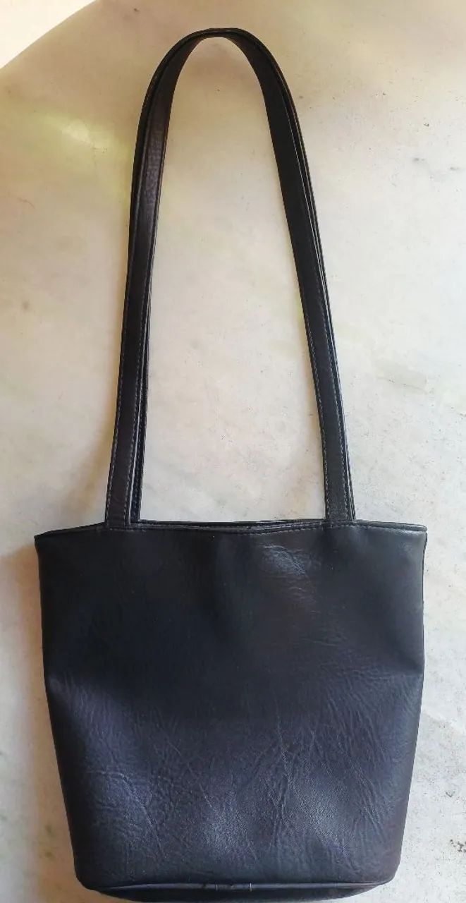 Bolsa Tote feminina de couro sintético  - Foto 4