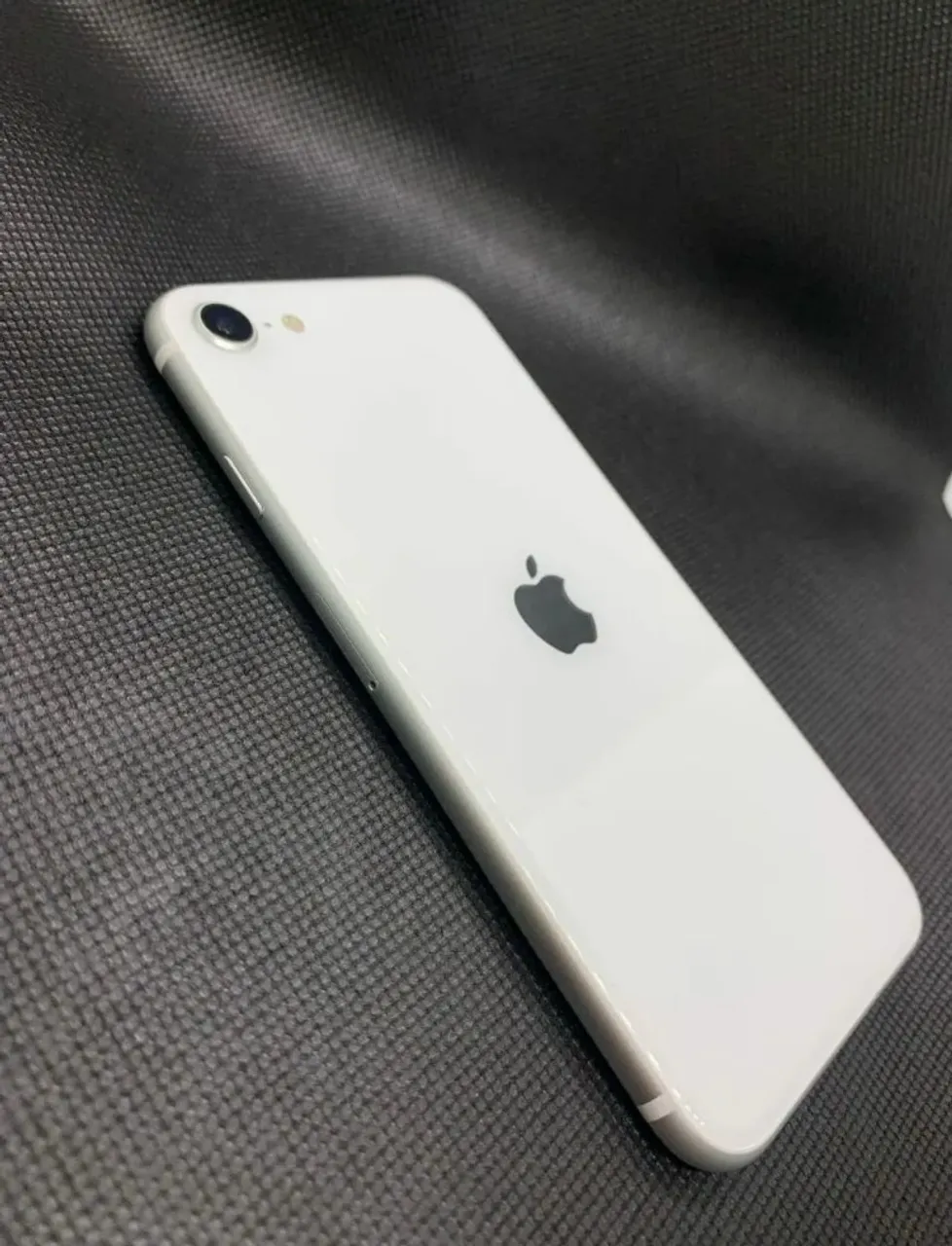 iPhone SE 2 geração semi-novo