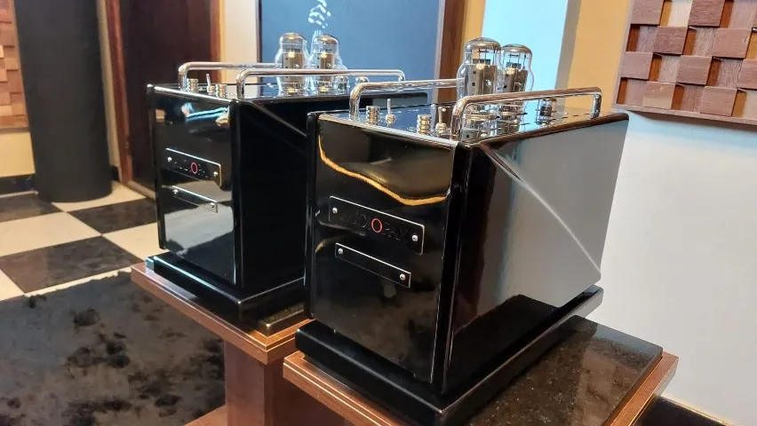 Par de Monoblocos Valvulados Audiopax M88 A4 - Impecáveis