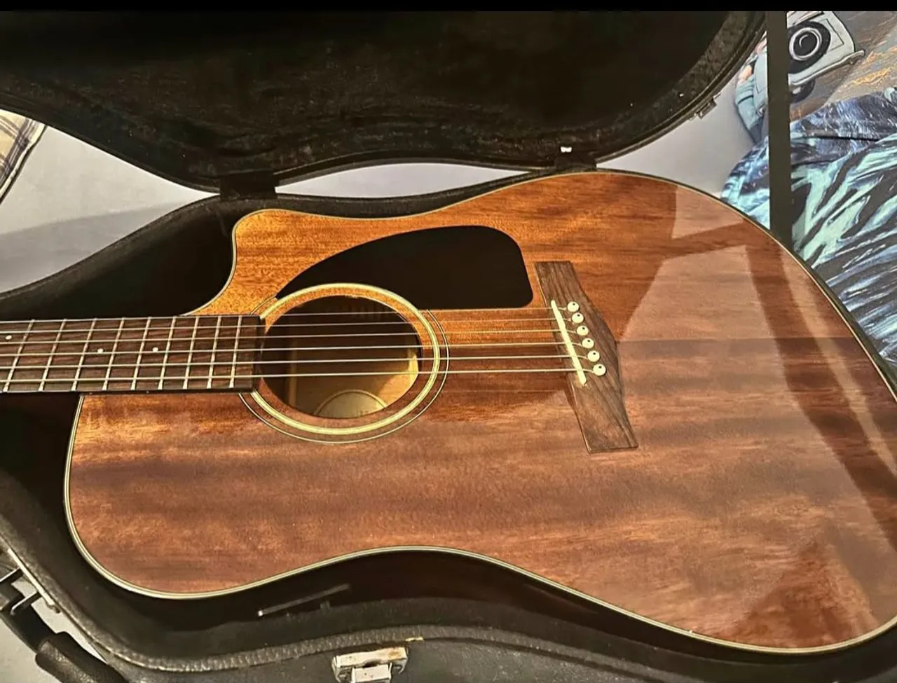 Violão Fender CD60Ce com Case