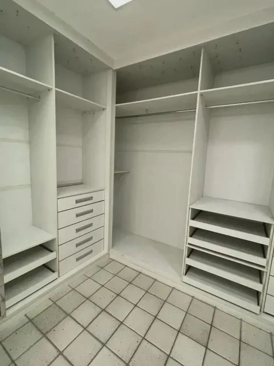 Imóvel para venda tem 300 metros quadrados com 4 quartos em Universitário - Caruaru - PE - Foto 4