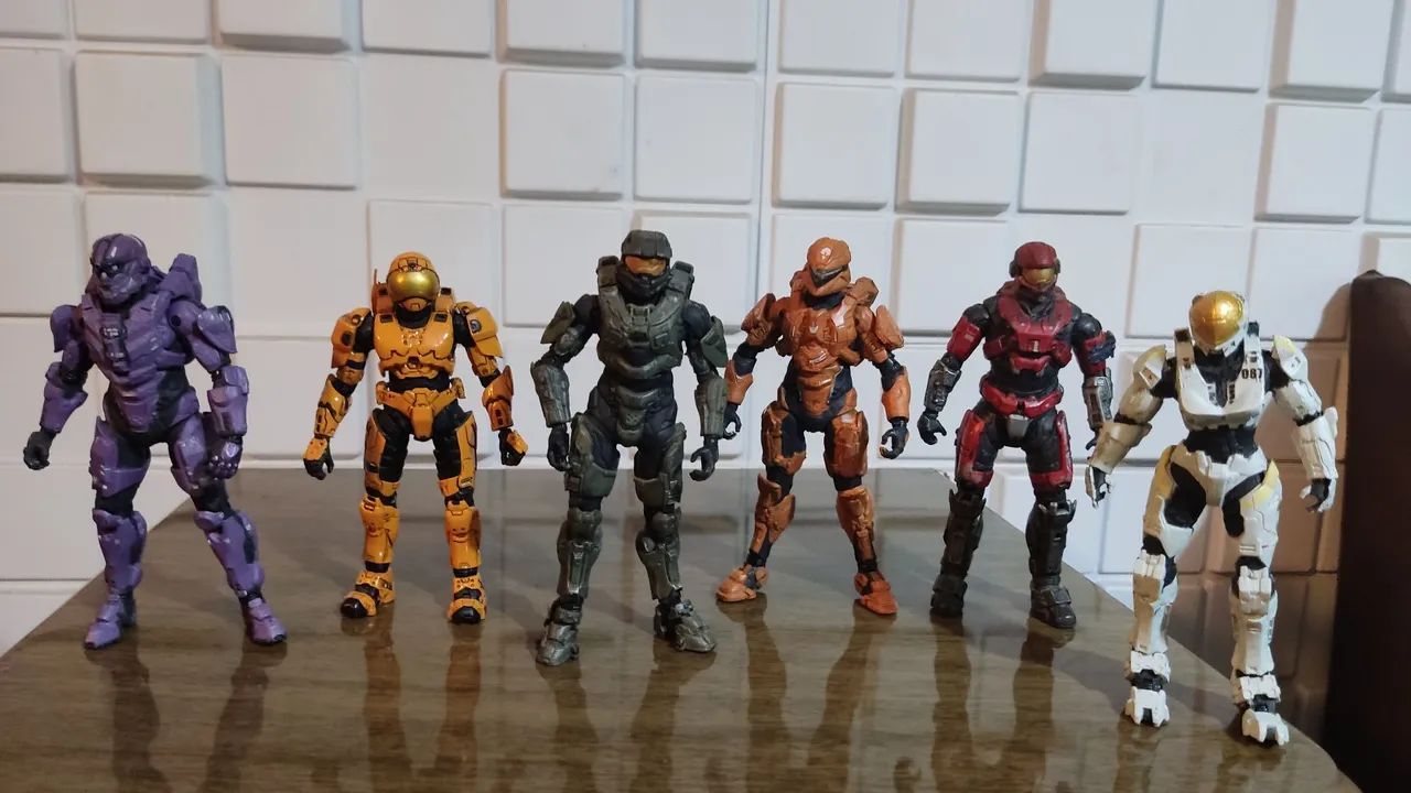 Lote com 6 Action Figures Halo 