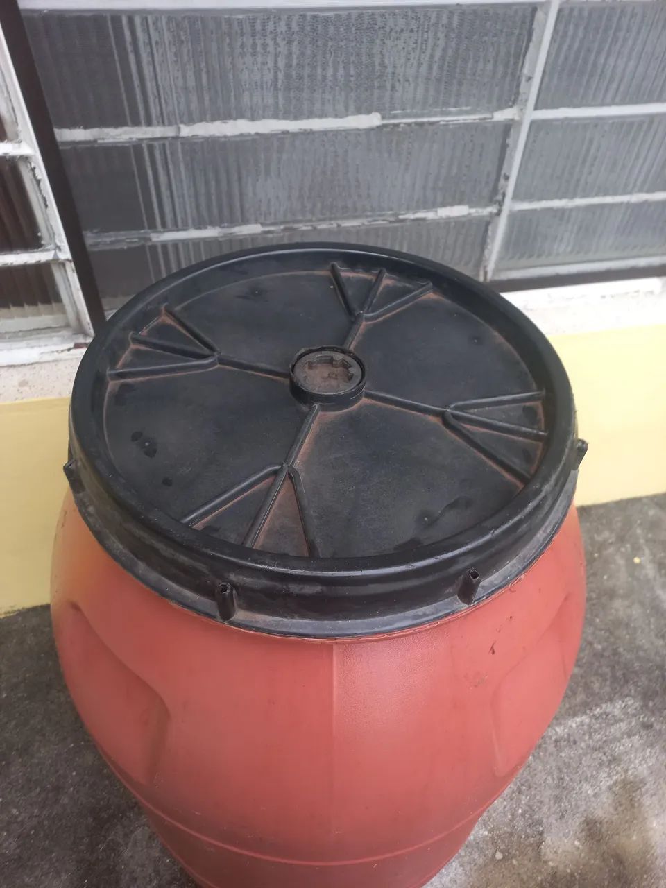 Bombona de plástico 260L - Foto 2