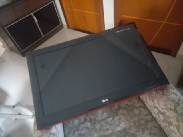 TV LG 32" FUNCIONANDO PERFEITAMENTE.