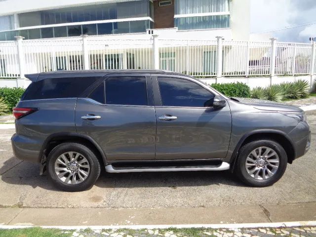 Hilux Sw4 2021 SRX Automático Diesel 4X4 Com 28.000 Km Rodados Blindada 7 Lugares - Foto 5