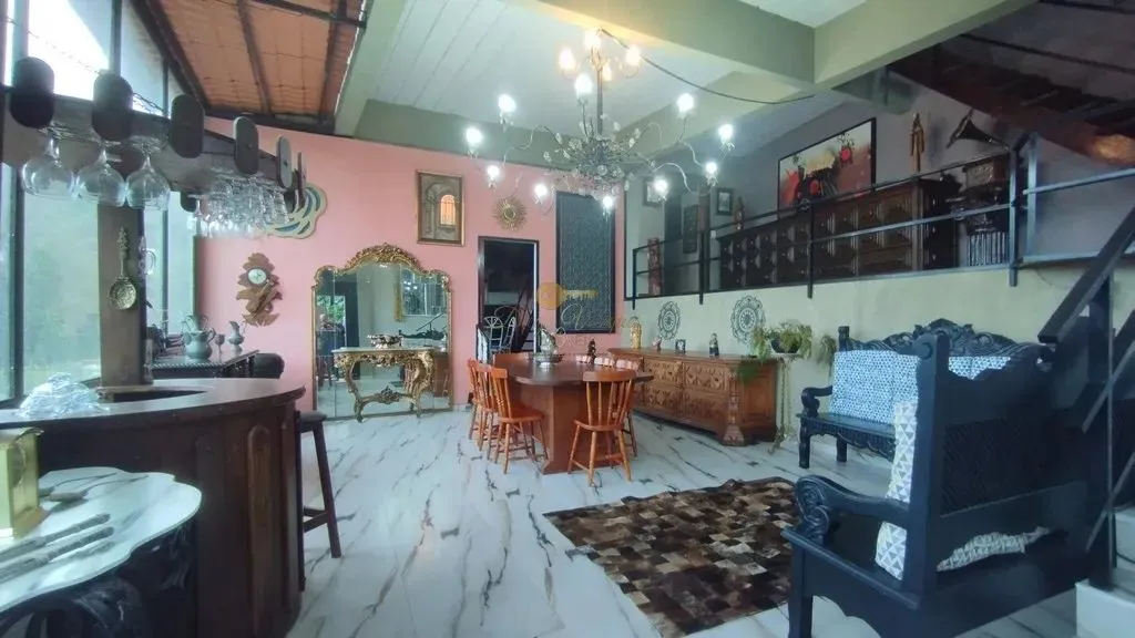 Casa para Venda em Teresópolis, Parque do Ingá, 4 dormitórios, 1 suíte, 3 banheiros, 1 vag