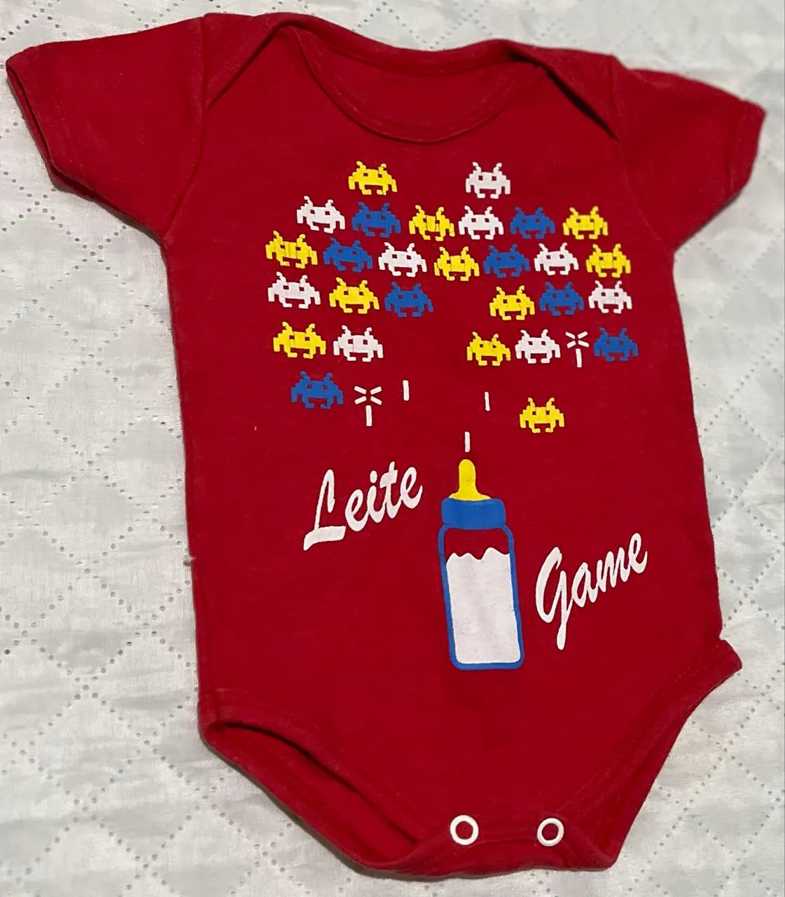 body de bebê na cor vermelha  - Foto 2