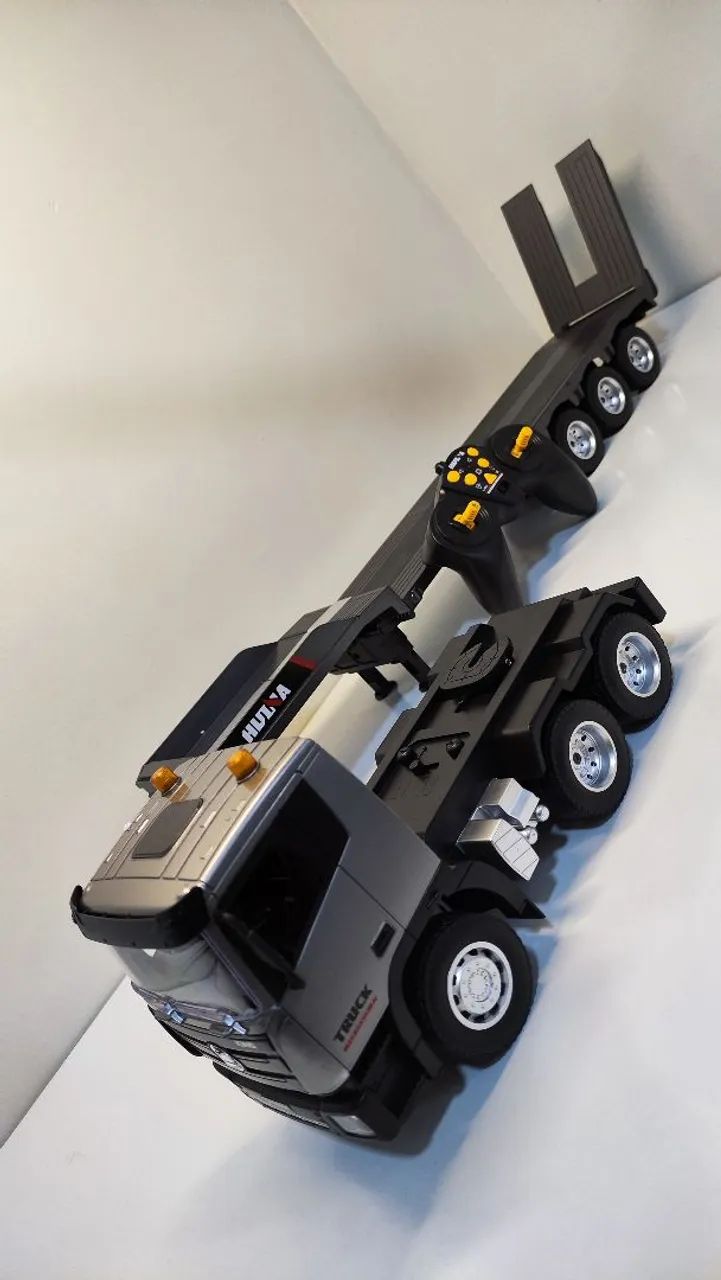Caminhão 4x4 plataforma com controle remoto - Foto 3