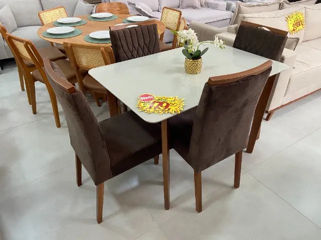 Mesa de Jantar 1,20m C/ Vidro e Base de Madeira + 4 Cadeiras