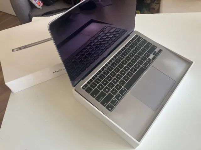 Macbook Air | 2020 | Chip M1 | 8GB RAM | 256 GB Memória | R$ 3.750
