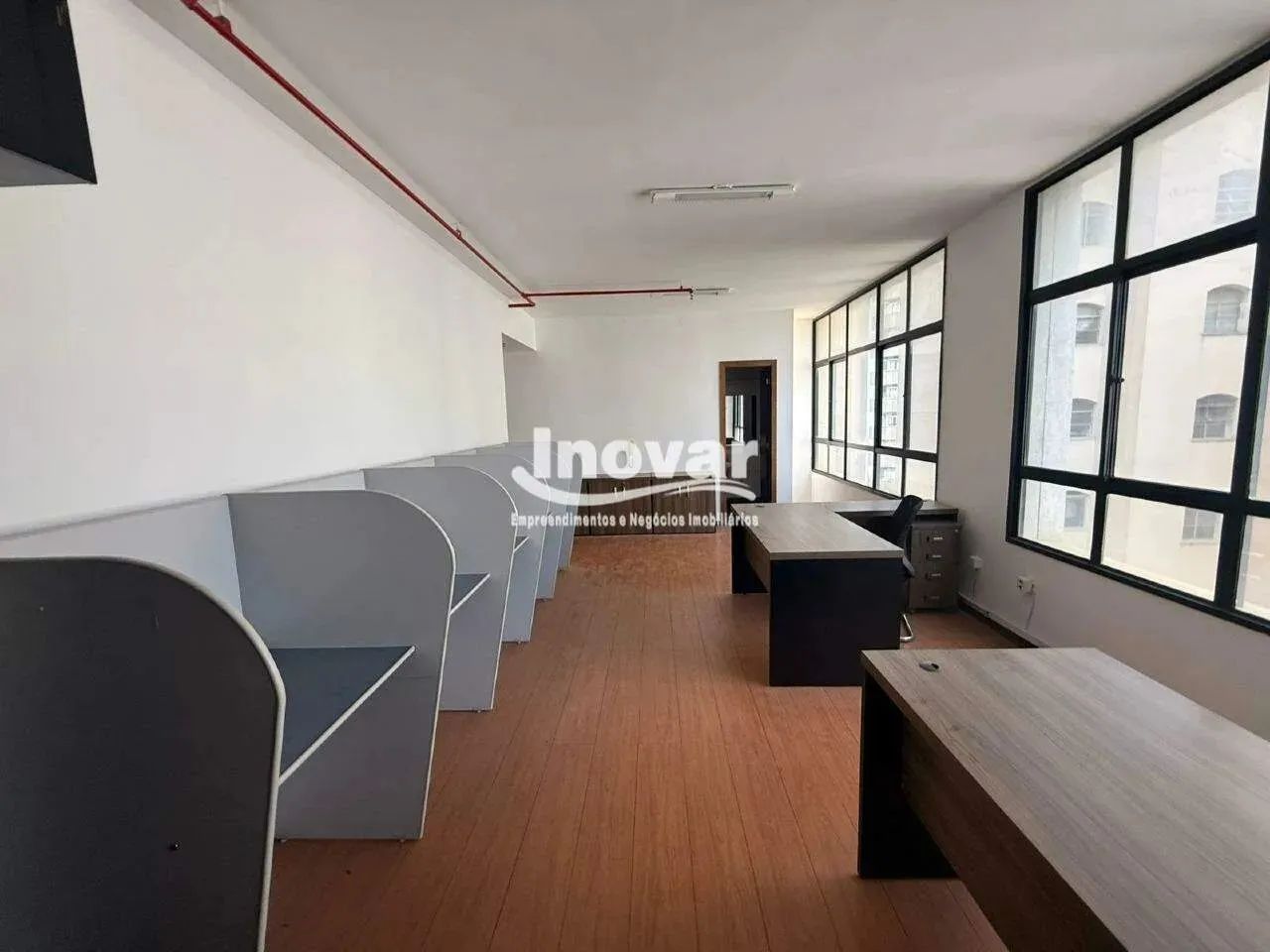 Sala com 38m² Mobilhada em prédio de auto luxo na Avenida Augusto de Lima - Foto 3