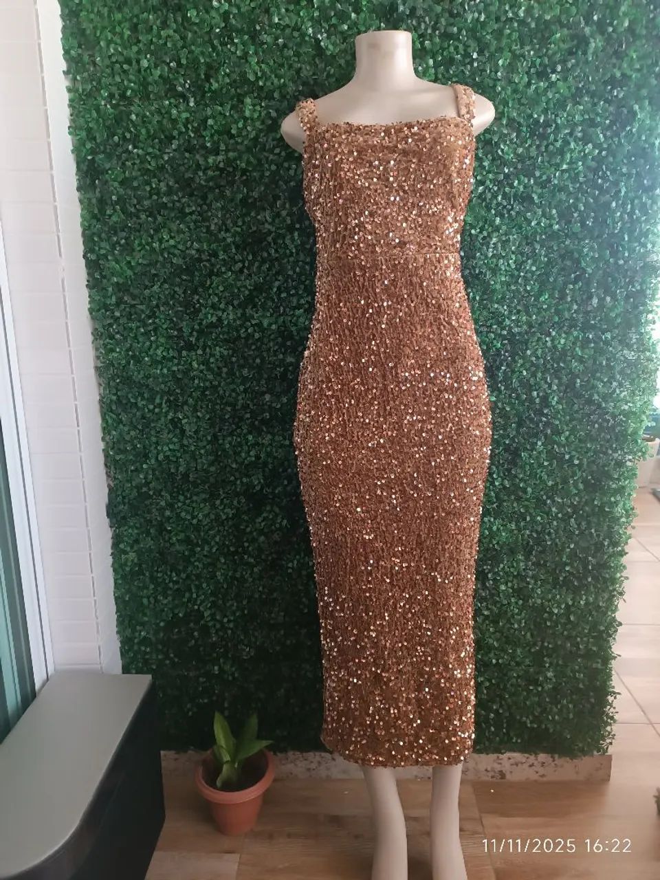 Vestido de festa muito elegante 