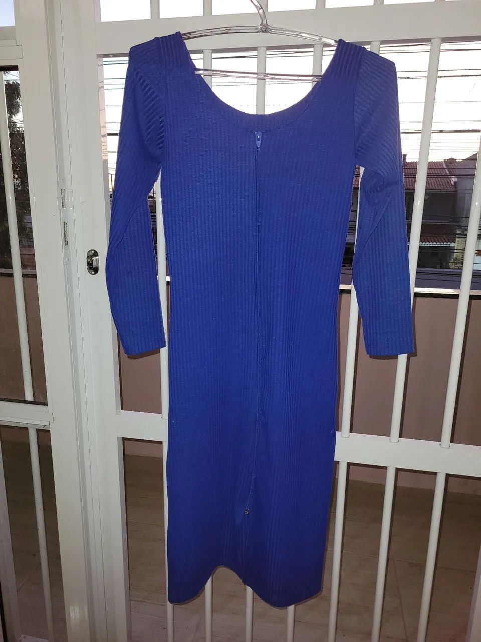 Vestido azul de manga comprida - Foto 2