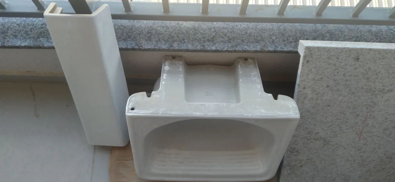 Tanque de louça 51cm x 38cm c/ suporte cor branco marca Deca - Foto 2