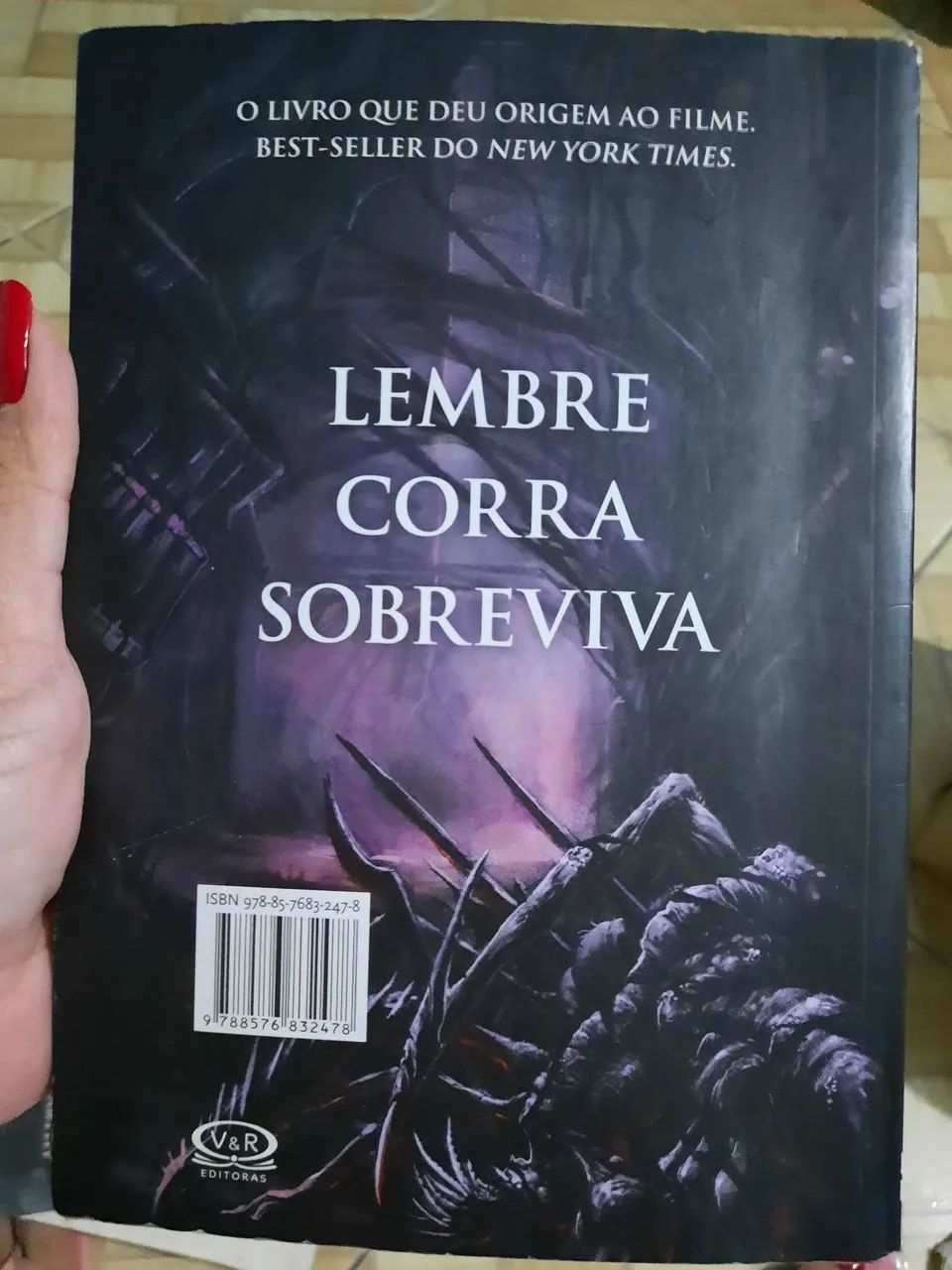 Livro Maze Runner -Correr ou Morrer  - Foto 2