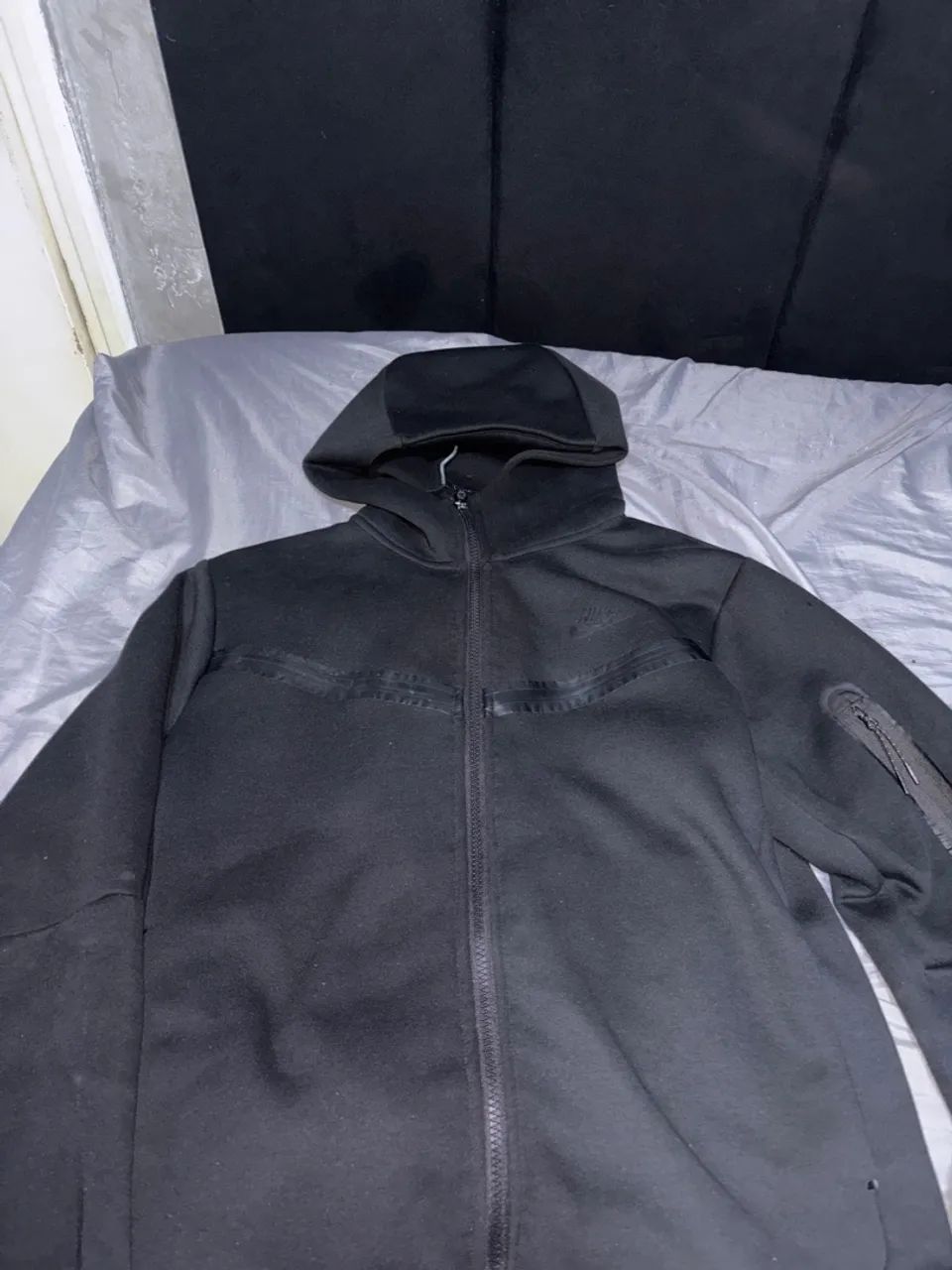 NIKE TECH FLEECE