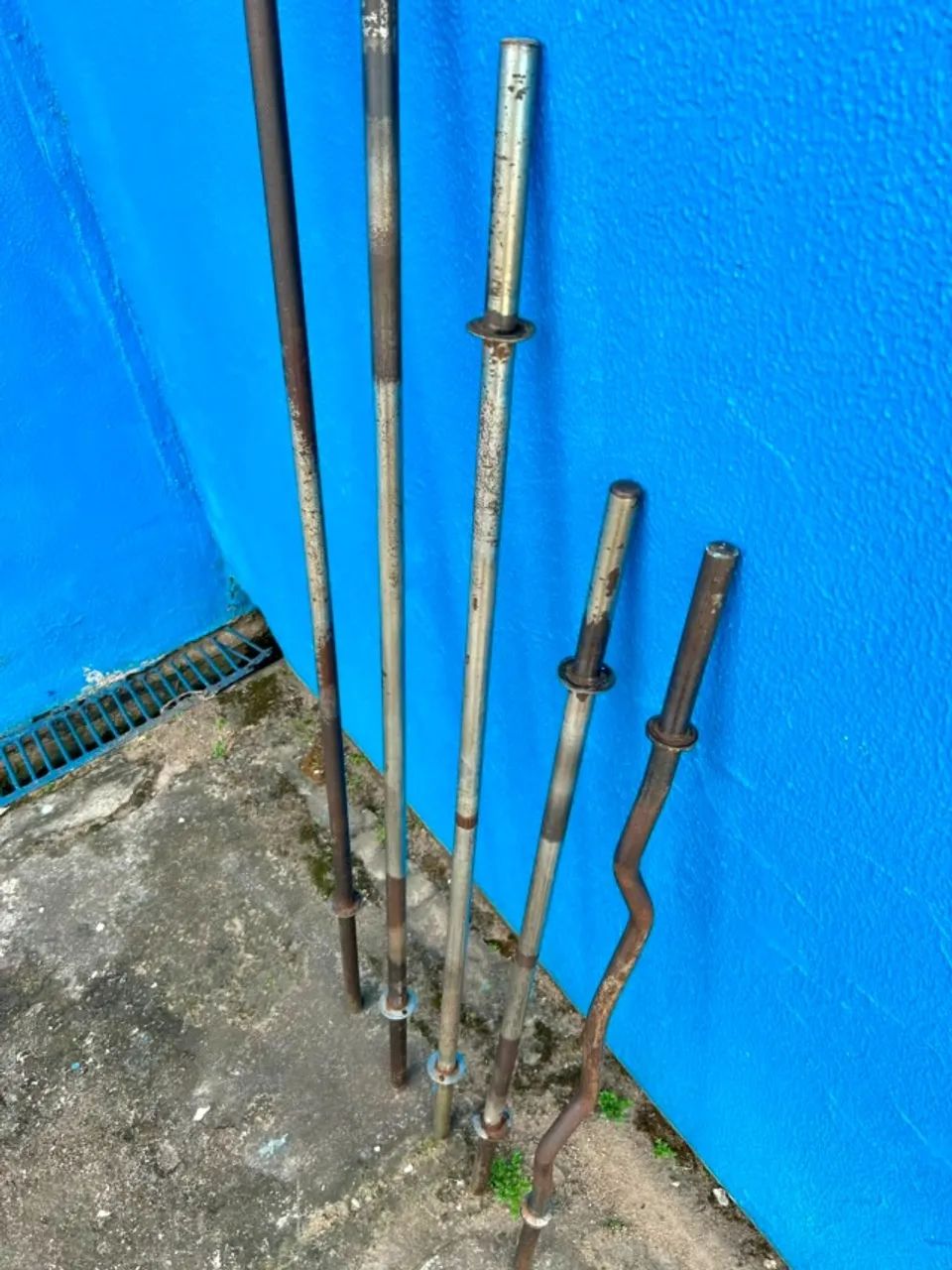 5 barras de musculação e presilhas - Foto 4