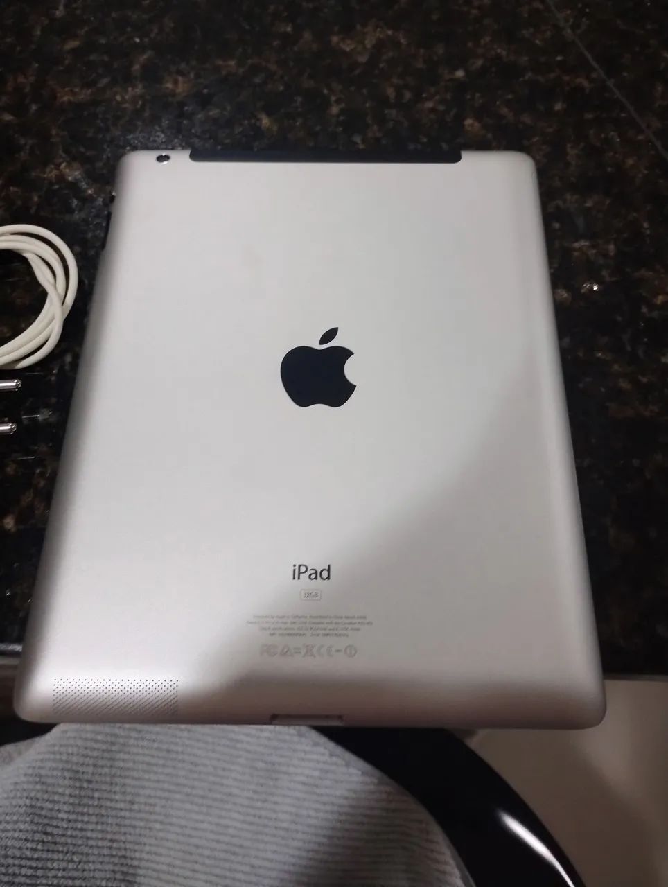 Vendo iPad G3 modelo A1430 32Gb, ótimo estado - Foto 2